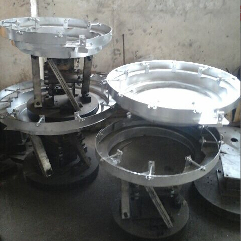 廢舊鋼筋拉絲機